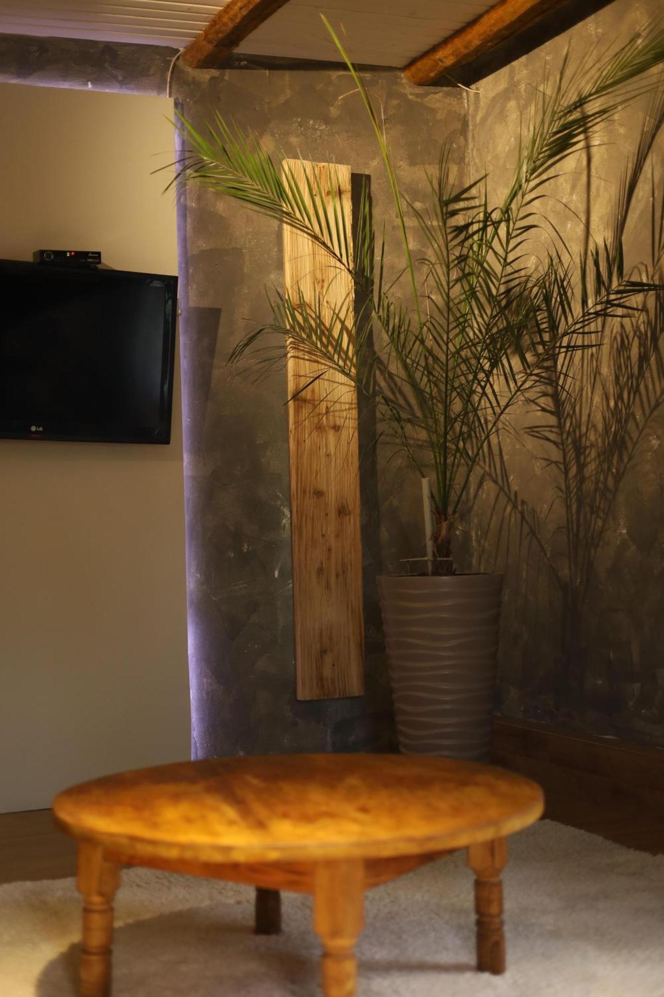 Mishelter Villa Migovo Luaran gambar