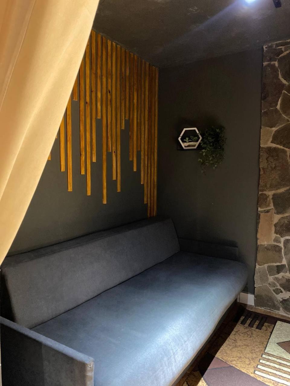 Mishelter Villa Migovo Luaran gambar